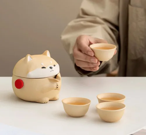Miniatura 5 de Mini juego de té Gaiwan, linda tetera Shiba Inu con bolsa portátil para viajes, tetera china de gongfu de cerámica con 4 tazas de té de cerámica.