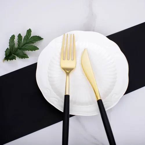 Miniatura 6 de I00000 Juego de 60 cubiertos dorados con mango negro, cubiertos de plástico negro resistente, incluye 20 tenedores, 20 cuchillos, 20 cucharas, juego
