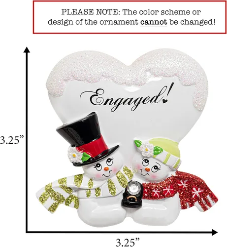 Miniatura 3 de Adorno personalizado de compromiso de nuestra primera Navidad 2026 Adorno de muñeco de nieve personalizado con anillo de compromiso Recuerdo