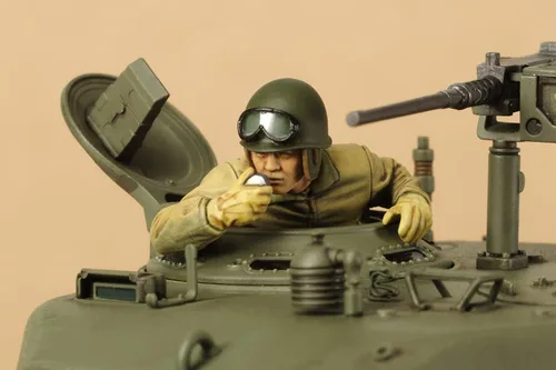 Miniatura 7 de Kit de Modelo de Tanque Mediano M4A3E8 Sherman de Tamiya 35346 1/35