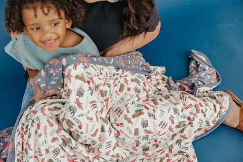 Miniatura 4 de Copper Pearl Manta de bebé jumbo de 3 capas: edredones suaves para niños y niñas Transpirable, acogedora manta para niños pequeños Edredón