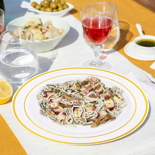 Miniatura 3 de bUCLA 600 platos de plástico blanco y dorado, juego de vajilla desechable dorada para 100 invitados, incluye 100 platos de cena y 100 platos