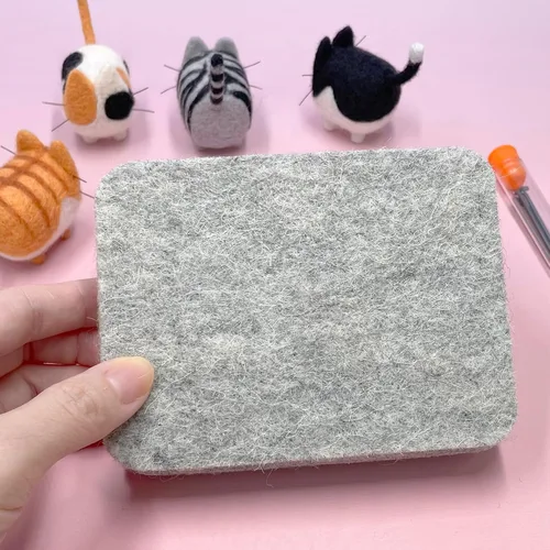 Miniatura 4 de Truslin Kit de fieltro de aguja, manualidades para mujeres adultas, kit de pasatiempos con suministros de fieltro, agujas de fieltro, lana