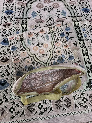 Miniatura 5 de Alfombra de oración de viaje musulmana Sajadah diseño elegante islámico viaje hajj o Ramadán, juego de bolsas de cojín portátil de oración verde