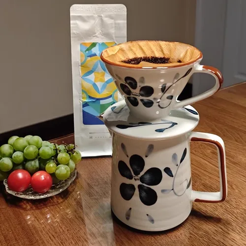 Miniatura 5 de Juego de cafetera de cerámica con un solo agujero, cafetera y 100 filtros de papel para el hogar, viajes, camping (1-2 tazas)