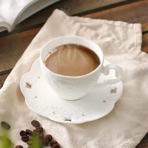 Miniatura 7 de Taza tazas de cerámica taza de café conjunto blanco pequeño real lujo vintage taza de té platillo boda flor tazas de café taza de café