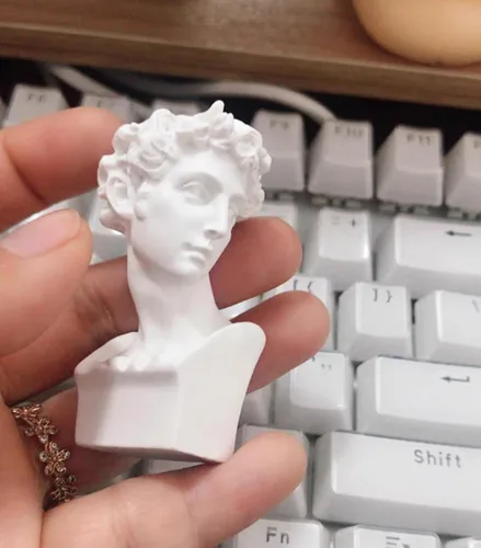 Miniatura 3 de TRANSGOOD Juego de 4 esculturas y estatuas de resina griega de busto de 2.7 pulgadas, decoración del hogar, mini estatuas decorativas para estantes
