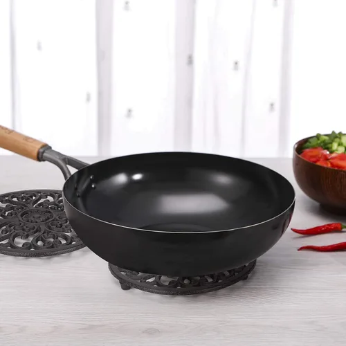 Miniatura 4 de Paquete de 2 salvamanteles redondos de hierro fundido, salvamanteles resistentes de 6.7 pulgadas para platos calientes, ollas y sartenes, con patas