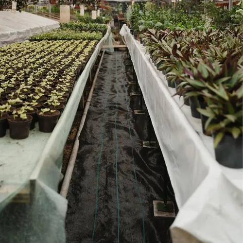 Miniatura 8 de VEVOR Tela de Barrera de Malezas para Paisajismo, Tela de Jardín Resistente 5x250FT 5oz Tejida, Tela de Control de Malezas para Cubierta de Suelo
