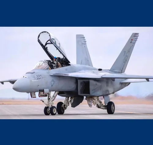 Miniatura 5 de Fighter 3D Puzzles - Kits de modelos de plástico, escala 1/48 US F/A-18F Super Hornet Fighter, juguetes para adultos y regalo, 15 x 11.2 pulgadas