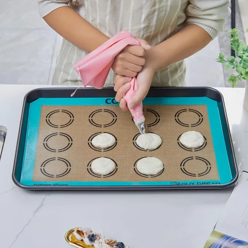Miniatura 3 de GUYDREMAT - 2 alfombrillas de silicona para hornear con medidas para galletas – 16 1/2 pulgadas x 11 5/8 pulgadas – Hojas reutilizables de silicona