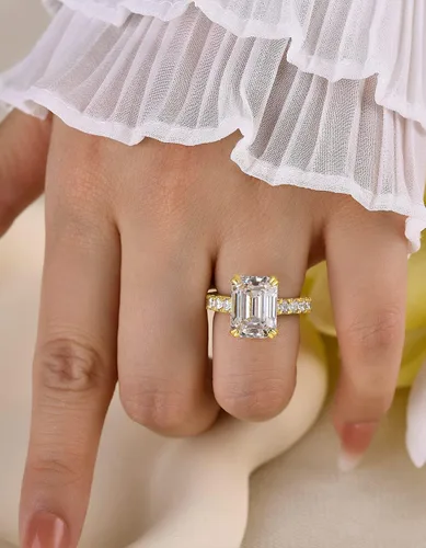 Miniatura 6 de Anillo de compromiso de 3 piedras de corte radiante de 5 quilates para mujer, anillo de diamantes de imitación, anillo de promesa de plata esterlina