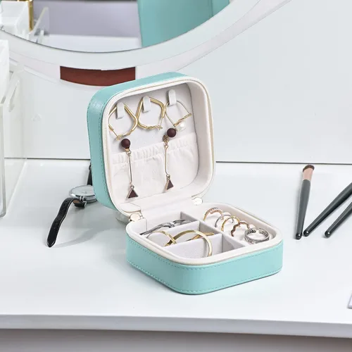 Miniatura 9 de Joyero de viaje de cuero de lujo para mujer, mini organizador de joyería pequeña, estuche de viaje portátil para anillos, aretes, collares