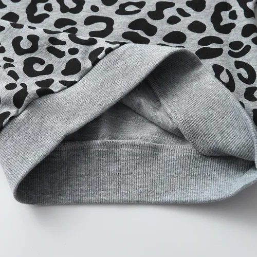 Miniatura 5 de Siracend Conjunto de ropa de 2 piezas para niña con diseño de corazón texturizado con volantes, sin botones de manga larga y lazo frontal