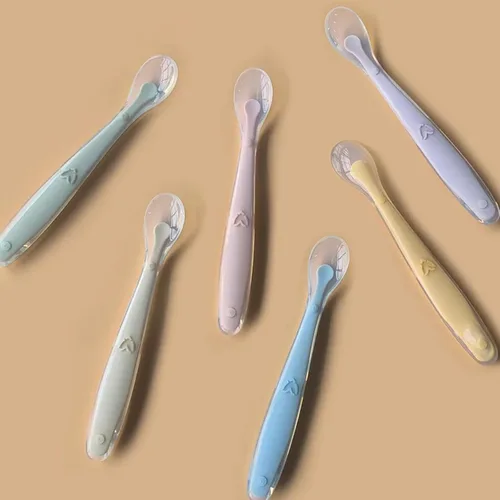 Miniatura 7 de LITTLE RAWR Cucharas de silicona para bebés con caja de almacenamiento, punta suave para bebés de primera etapa, fácil en las encías, cuchara