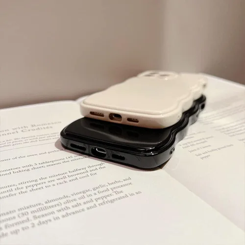 Miniatura 2 de FABSPARK - Funda para iPhone 11, diseño simple, marco ondulado, estética, silicona suave, color beige