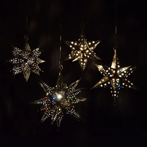 Miniatura 8 de Hometown Evolution, Inc. Luz de estrella colgante de estaño mexicano de 18 pulgadas - Corte de flor