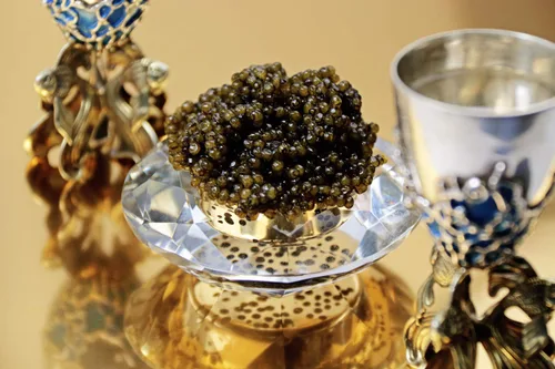 Miniatura 2 de Kaluga Caviar, Huevas de esturión premium 4 oz 3.99 oz
