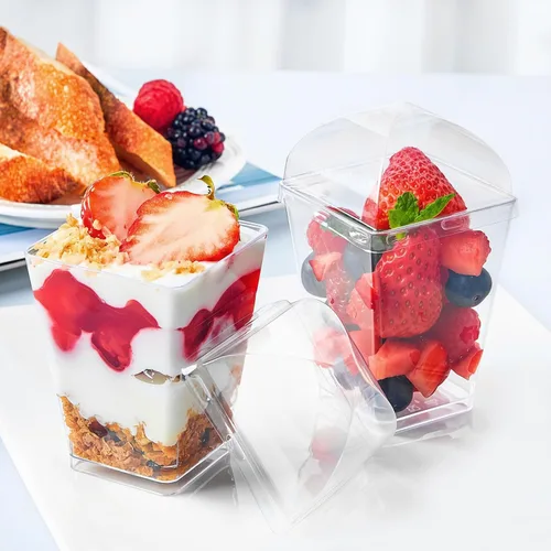 Miniatura 6 de TOFLEN Paquete de 100 tazas de postre de plástico de 5 onzas con tapas de cúpula para fiestas, mini tazas de postre con cucharas, taza disparadora