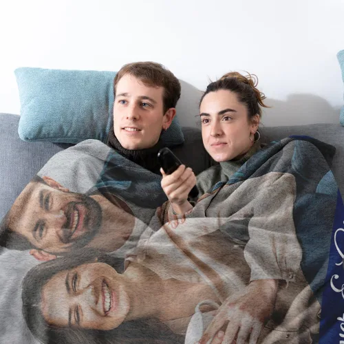 Miniatura 4 de Manta de Forro Polar Sherpa con Foto Personalizada - Suave, Cálida, Esponjosa - Regalos Personalizados para Parejas, Novio, Novia - Manta con Imagen