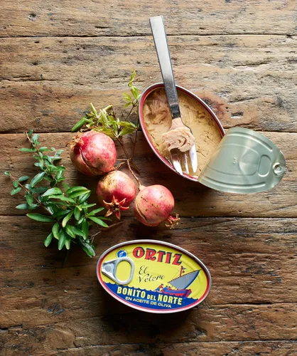 Miniatura 7 de Ortiz Atún en aceite de oliva, lata ovalada Kosher de 3.95 onzas, paquete a granel de 6 Atún enlatado superior Atún blanco Kosher Ortiz