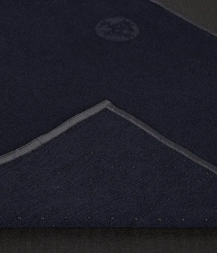 Miniatura 3 de Manduka Yogitoes - Toalla de mano de yoga, 16 pulgadas, agarre activado por humedad, puntas de silicona patentadas, altamente absorbente, duradera
