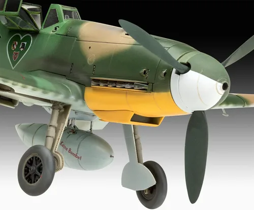 Miniatura 4 de Revell 03829 Messerschmitt Bf109G-2/4 Kit de modelo a escala 1:32