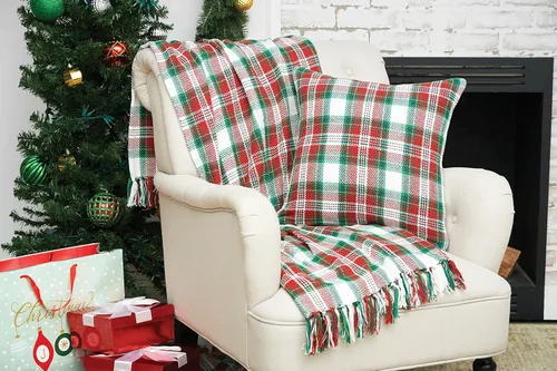 Miniatura 4 de C&F Home Carter - Almohada de Navidad tejida a cuadros, 18 x 18 pulgadas, color rojo