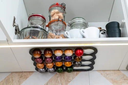 Miniatura 4 de Demi's Home Soporte adhesivo para cápsulas de café Nespresso Vertuo (medición antes de comprar), apto para ser montado en el interior/debajo