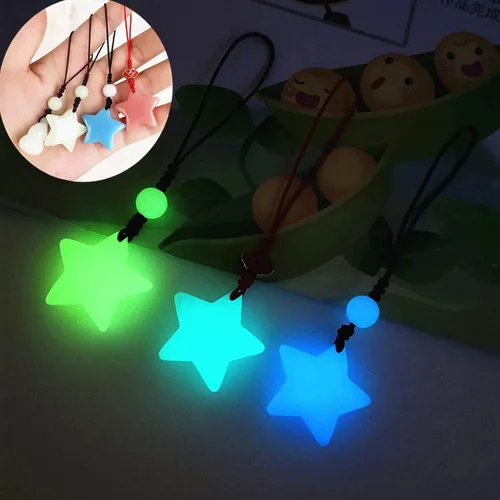 Miniatura 9 de hejhncii Llavero de estrella luminosa colgante de bolso de moda unisex llavero colgante colgante de pareja brillante en la oscuridad, BL