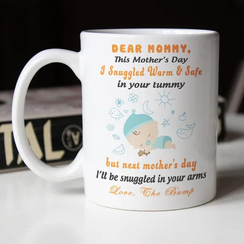 Miniatura 5 de Taza de anuncio de embarazo de Navidad – Regalo de mamá esperada de Baby Bump – Taza de café para madre futura – Regalo de revelación de bebé