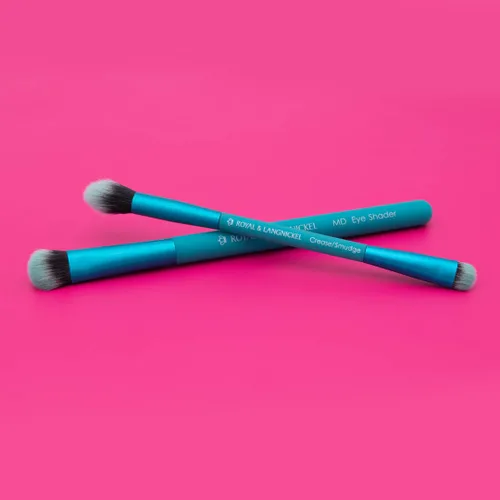 Miniatura 3 de MODA EZGlam - Juego de brochas de maquillaje de ojos ahumados, 2 brochas de maquillaje de ojos que incluyen 1 cepillo de doble punta para mezclar