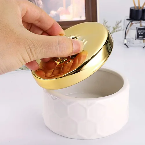Miniatura 6 de Hipiwe Joyero de cerámica con tapa de abeja dorada, organizador de exhibición de joyas pequeño, contenedor de almacenamiento para decoración