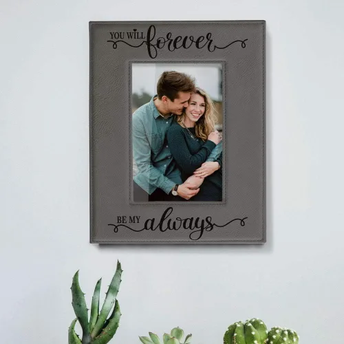 Miniatura 4 de KATE POSH You Will Forever by My Always - Marco de cuero gris grabado – Compromiso, boda, 3er aniversario, I Love You Regalos para parejas