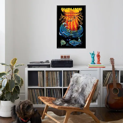 Miniatura 4 de AllPosters Póster de pared sublime, diseño de sol y pez sobre marco negro, 24 x 36 pulgadas