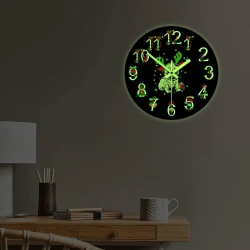 Miniatura 9 de The Geeky Days Reloj que brilla en la oscuridad, adorno de Navidad Pug funciona con pilas, reloj de pared luminoso de cuarzo silencioso con diseño