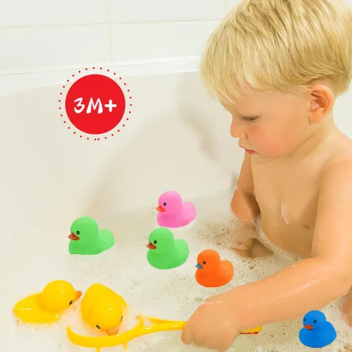 Miniatura 2 de 50 piezas de mini patos de goma multicolor para el baño del bebé, niños chillan y flotan pequeños patos de colores a granel para la ducha