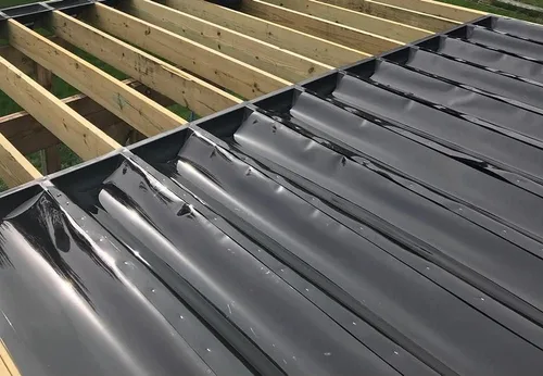 Miniatura 2 de TREX RainEscape - Sistema de drenaje de cubierta negra para techo bajo la cubierta - 12 pies