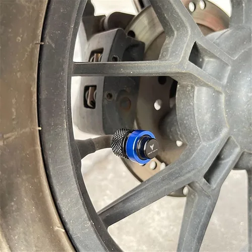 Miniatura 2 de Soporte lateral para motocicleta, ampliación, tapones de aire para válvula de neumático para Yamaha FZ07 FZ 07 MT07 MT 07 MT-07 MT-07 2014 2023 Rojo