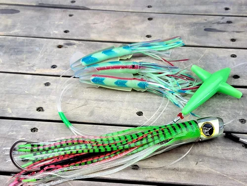 Miniatura 6 de Lobo Lures #295 Pelagic Magic Bigeye Atún Super Glow Lumo Daisy Chain Marlin & Atún Trolling Señuelo Uretano Hecho en Estados Unidos