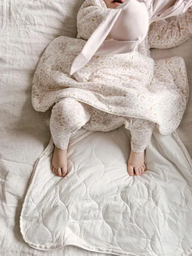 Miniatura 2 de GUNAMUNA Saco de dormir de manga larga para bebés, bolsas de dormir vestibles, rayón suave, 1.0 TOG, esenciales para recién nacidos Ganso
