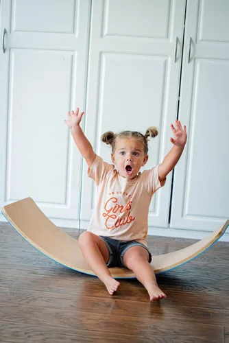 Miniatura 4 de Tabla de equilibrio de madera para niños, tabla oscilante natural de 37 pulgadas, juguetes de madera para niños pequeños y adultos, regalos