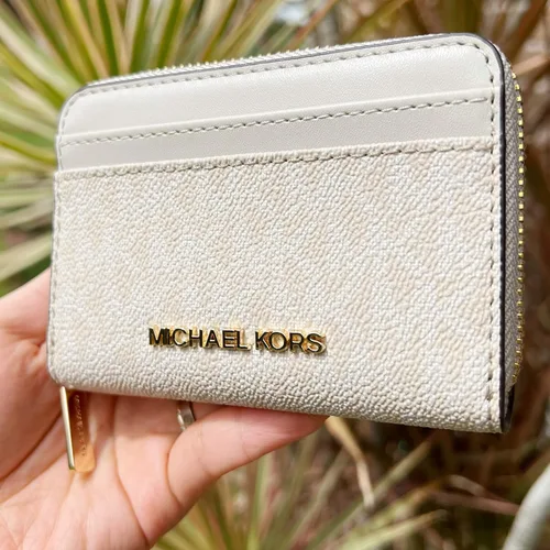 Miniatura 3 de Michael Kors Jet Set MK Sherbert - Funda para tarjetas de viaje MD con cremallera Light Sand Cartera con cremallera