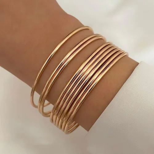 Miniatura 5 de Choistily Pulseras apilables de oro para mujer, juego de pulseras multiindias para adolescentes y niñas, pulseras lisas de cable en capas, pulseras