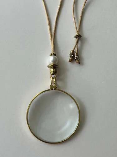 Miniatura 23 de by Wendra Collar con aumento, elementos naturales para aumentar la visión y la energía. ¡Deja tus lentes de lectura en casa! La Loupe