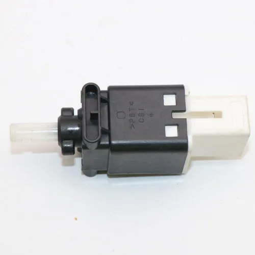 Interruptor de luz de freno GJ6A-66-490 para Mazda 2 6 CX-7 RX-8 Miata 2003-2013
