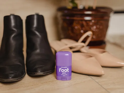 Miniatura 6 de Body Glide Barra antiampollas para pies prevención de ampollas para talones, zapatos, calzado deportivo, botas, calcetines y sandalias Úsalo