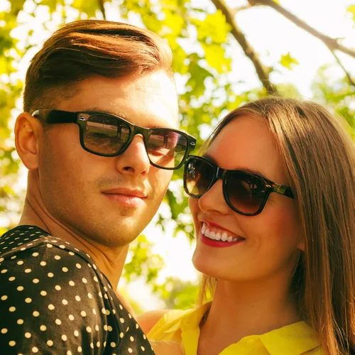 Miniatura 38 de Suministros para regalos de fiesta de colores neón Paquete de 8 gafas de sol unisex