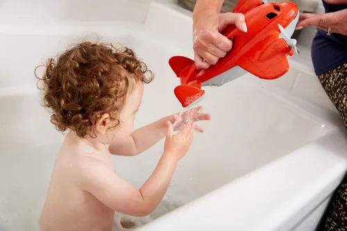 Miniatura 5 de Green Toys Fire Plane - Juego de simulación, habilidades motoras, vehículo de juguete de baño para niños. Sin BPA, ftalatos, PVC. Apto