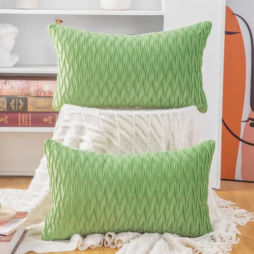 Miniatura 50 de MADIZZ Juego de 2 fundas de almohada decorativas de terciopelo súper suave de 14 x 14 pulgadas, diseño cuadrado verde manzana con textura